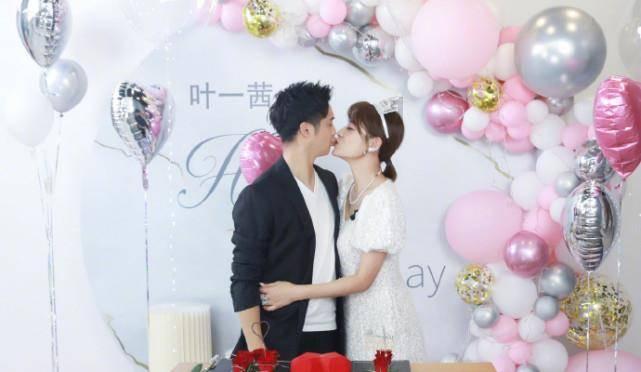 成年人找工作，稳定重要还是发展重要？游戏画面